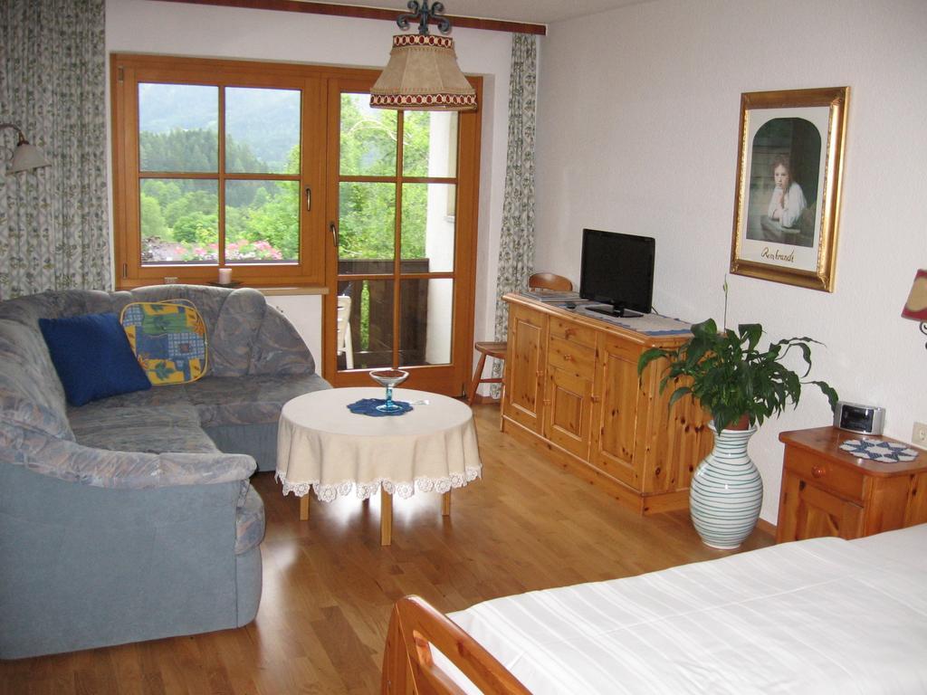 Backer-Ferdl Panzio Hotel Hinterstoder Szoba fotó